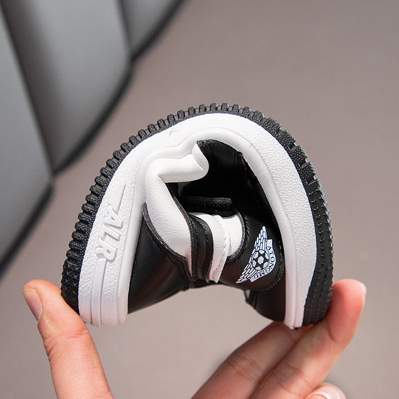 Lightweight Soft Sole Breathable Casual Sneakers TDS08