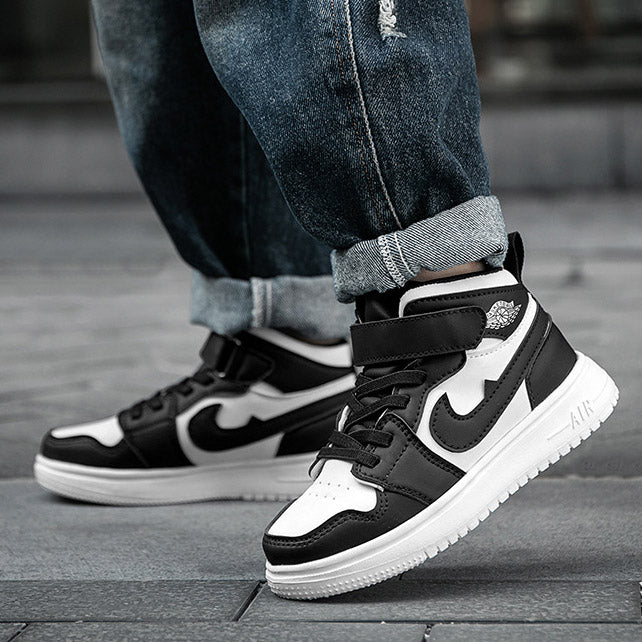 Velcro Fashionable Non-Slip Middle And Large Sneakers TDS06